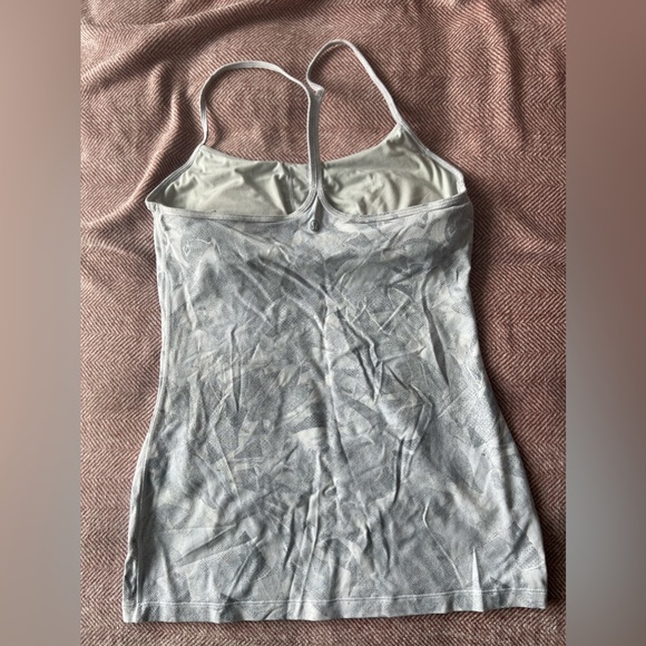 Lululemon women’s workout top with built in bra - Picture 2 of 3